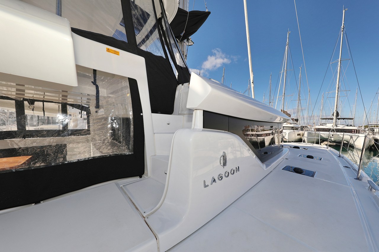 Lagoon 46, Hasta La Vista | Yachtcharter Kroatien