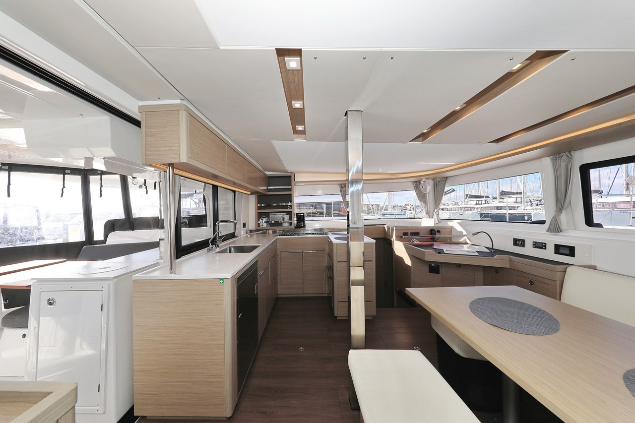 Lagoon 46, Hasta La Vista | Yachtcharter Kroatien