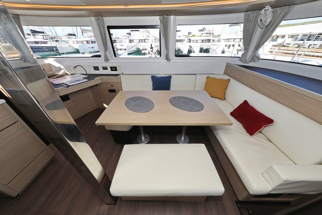 Lagoon 46, Hasta La Vista | Yachtcharter Kroatien