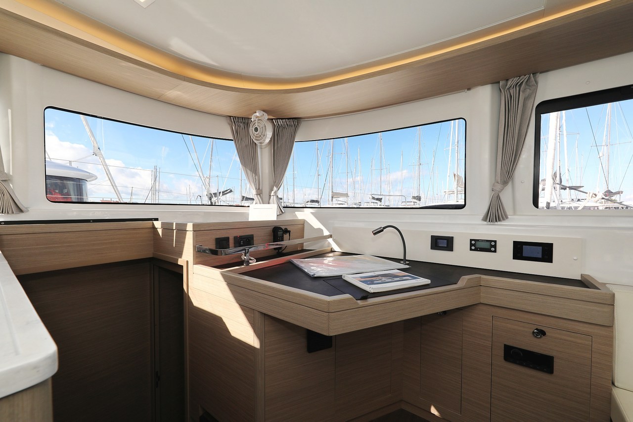 Lagoon 46, Hasta La Vista | Yachtcharter Kroatien
