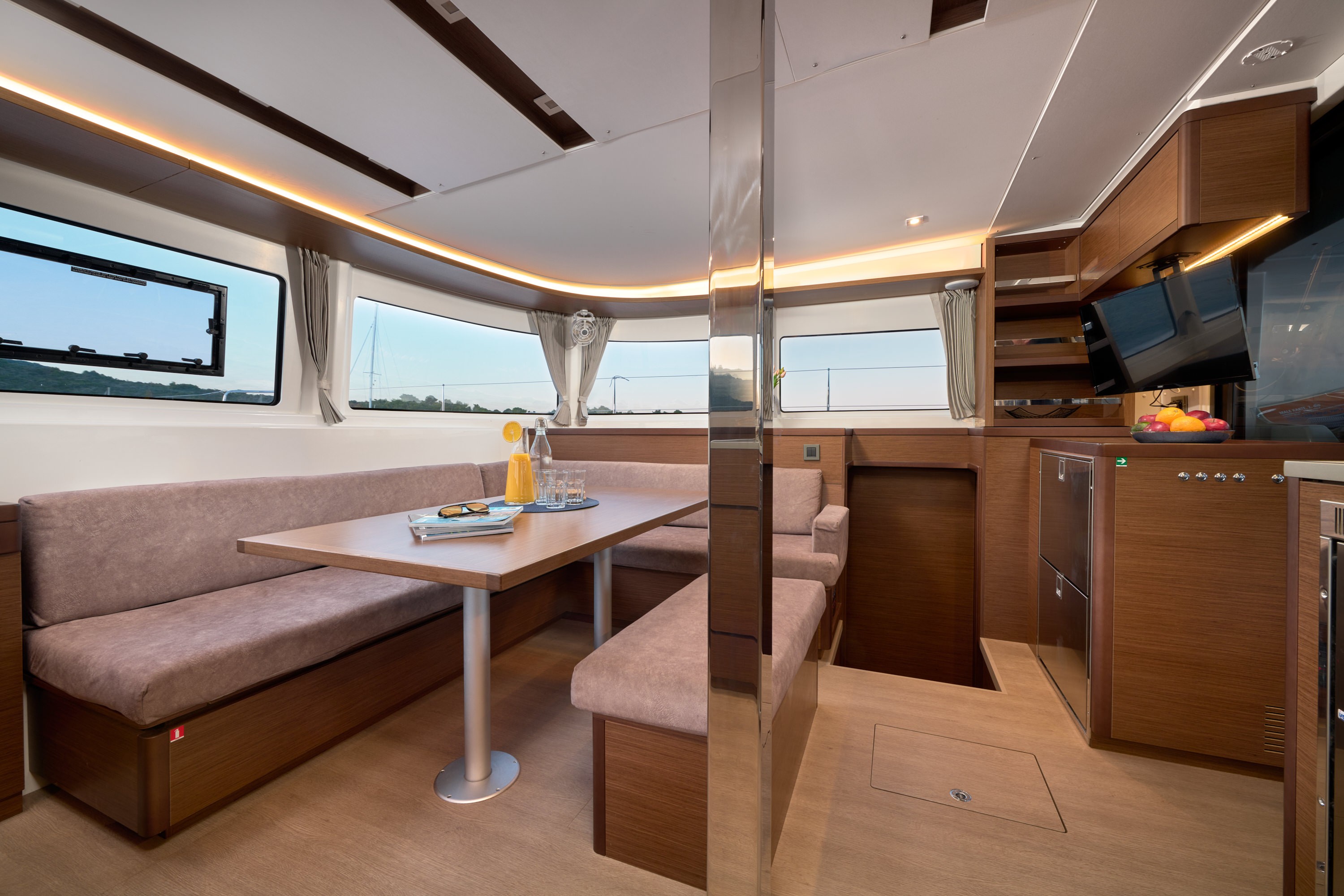 Lagoon 46, Brighter Star | Yacht Charter Croatia