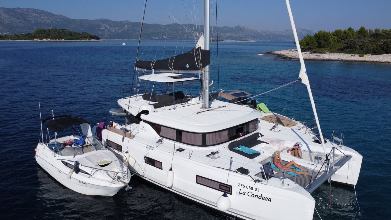 Lagoon 46 La Condesa | Catamaran Charter Croatia