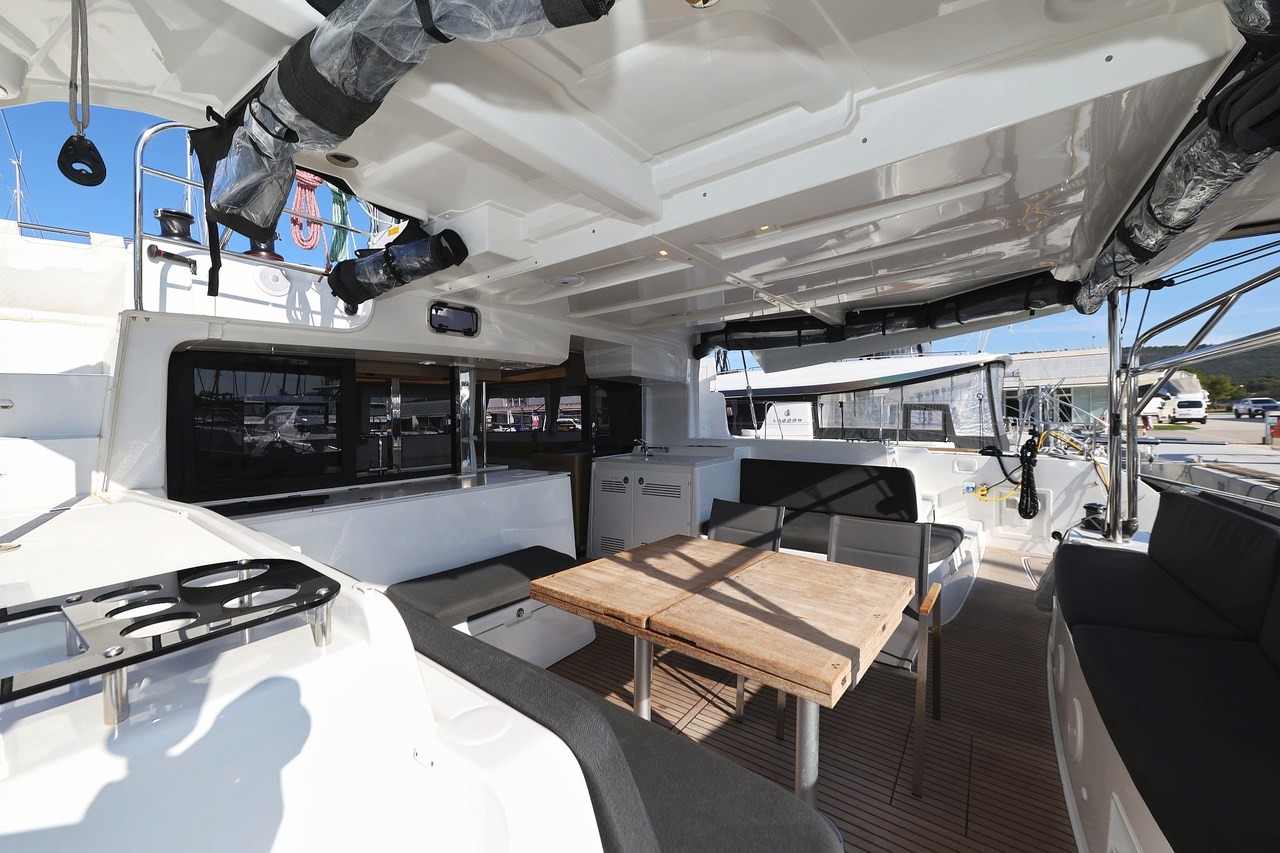 Lagoon 46, Ship Happens | Yacht Charter Croatia