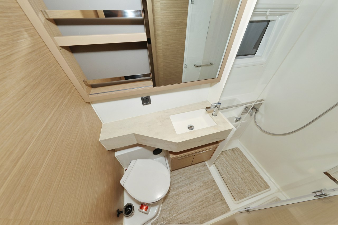 Lagoon 46, Ship Happens | Yacht Charter Croatia