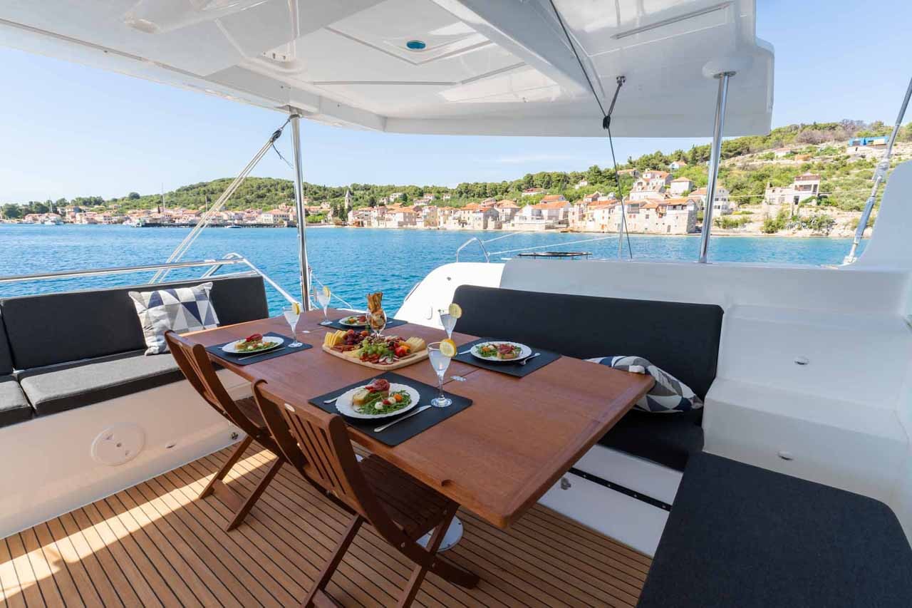Lagoon 46, Mare Azul | Yacht Charter Croatia