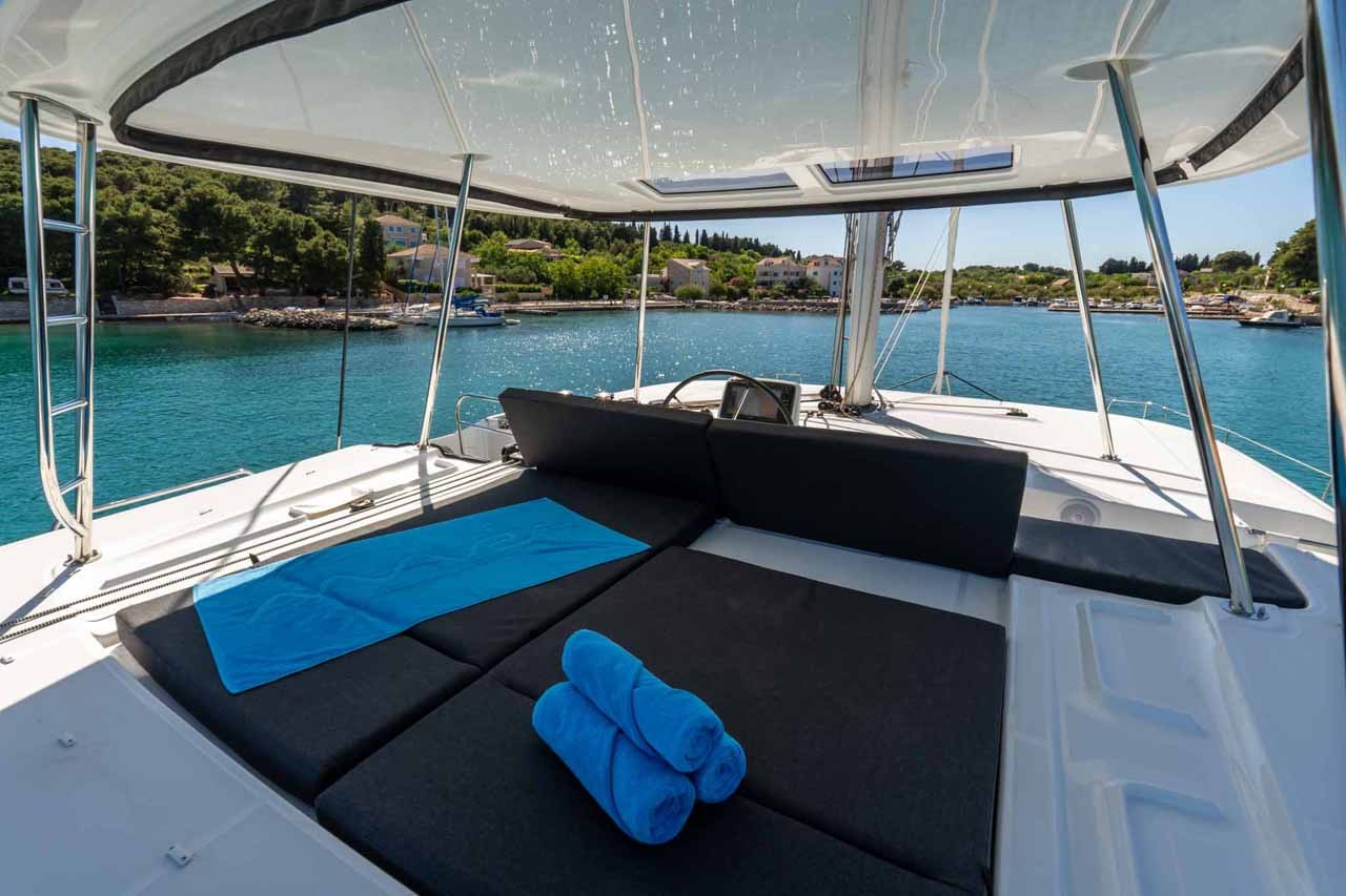 Lagoon 46, Mare Azul | Yacht Charter Croatia