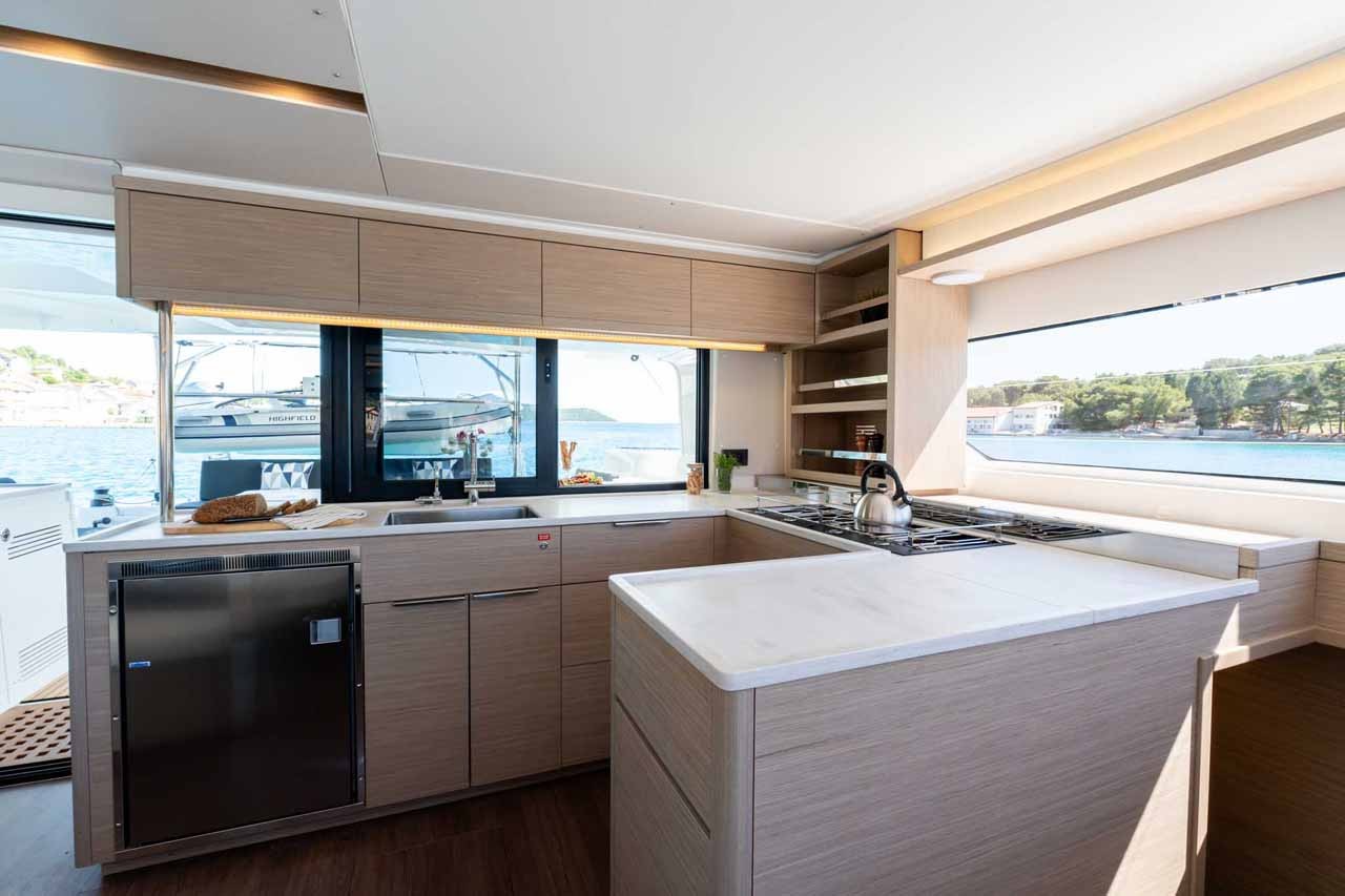 Lagoon 46, Mare Azul | Yacht Charter Croatia