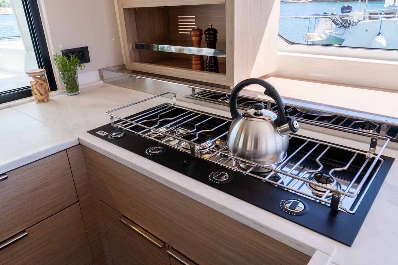 Lagoon 46, Mare Azul | Yacht Charter Croatia