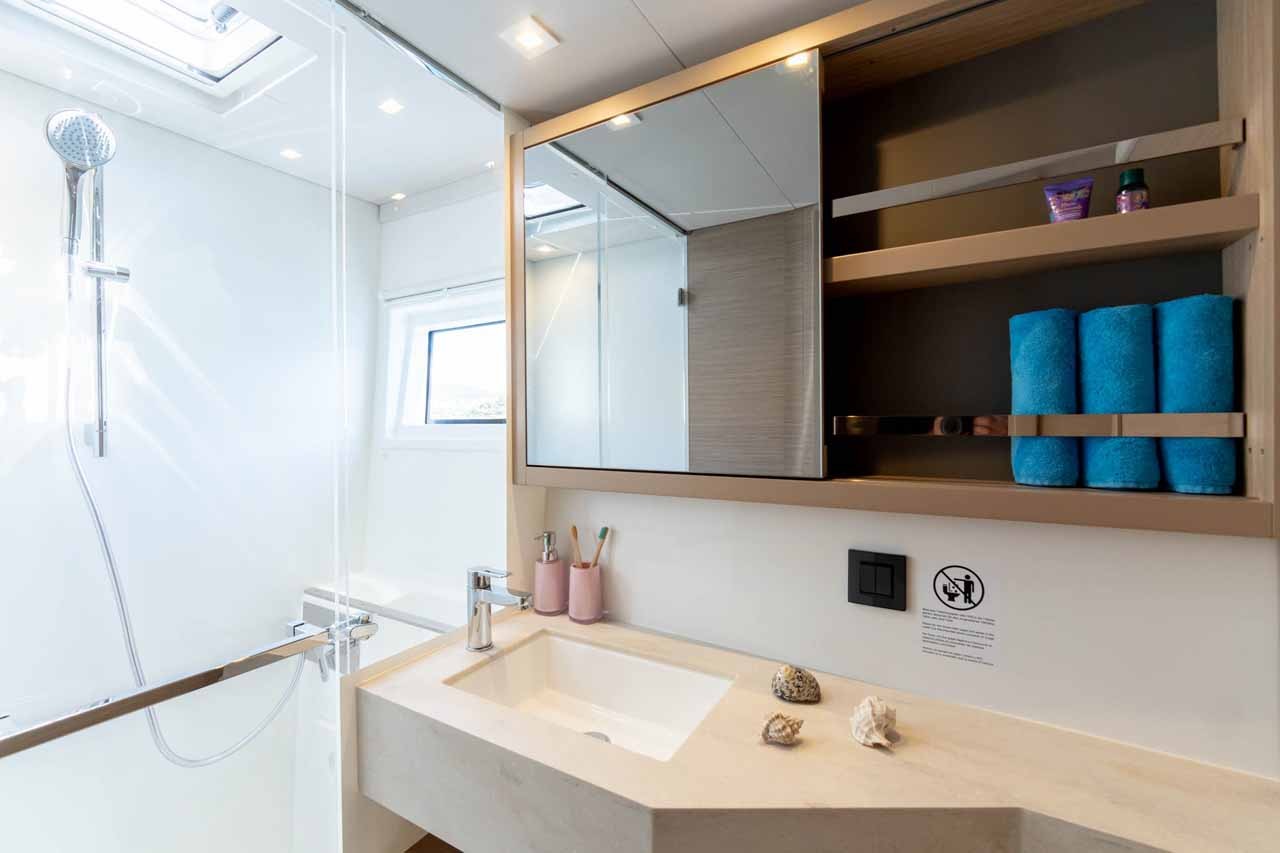 Lagoon 46, Mare Azul | Yacht Charter Croatia