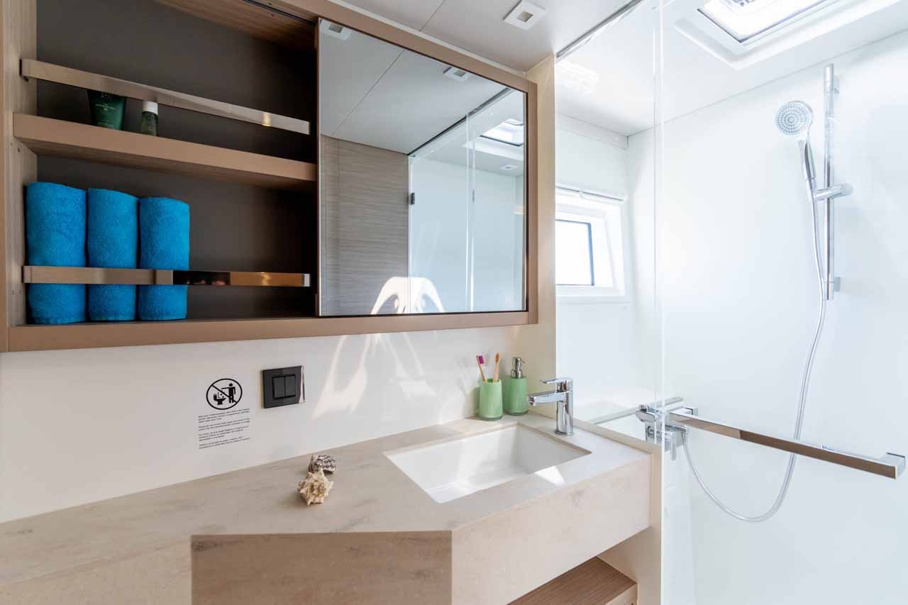Lagoon 46, Mare Azul | Yacht Charter Croatia