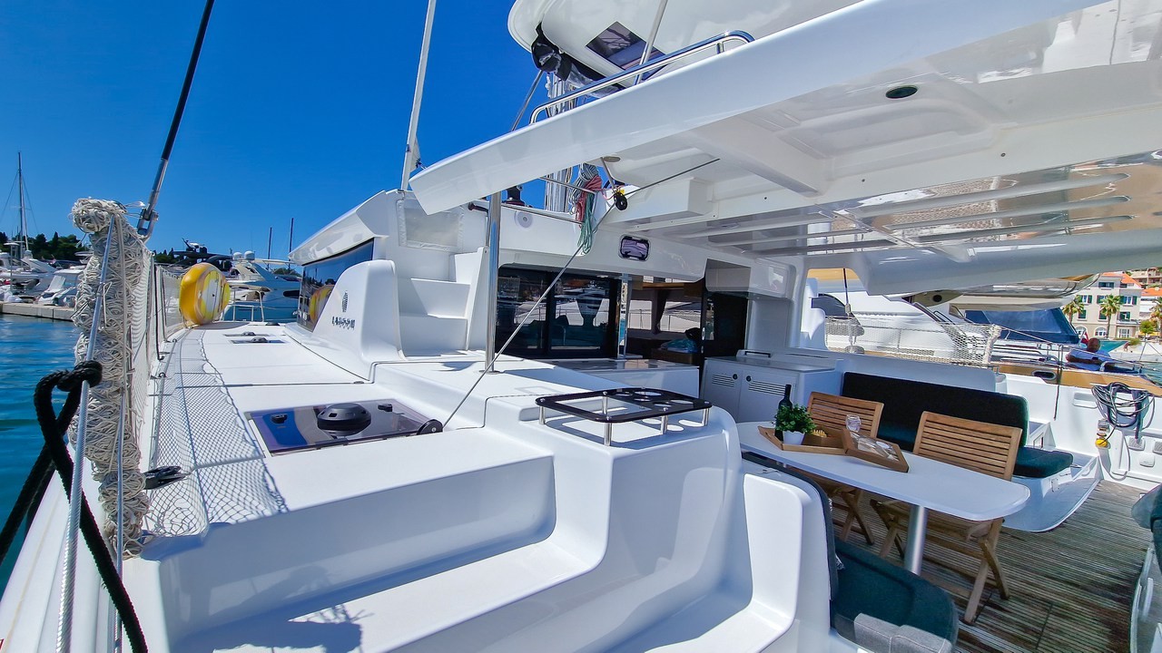 Lagoon 46, Felicita | Yacht Charter Croatia