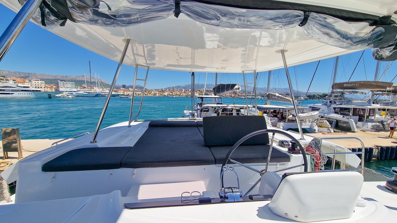 Lagoon 46, Felicita | Yacht Charter Croatia