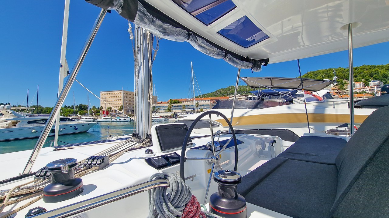 Lagoon 46, Felicita | Yacht Charter Croatia