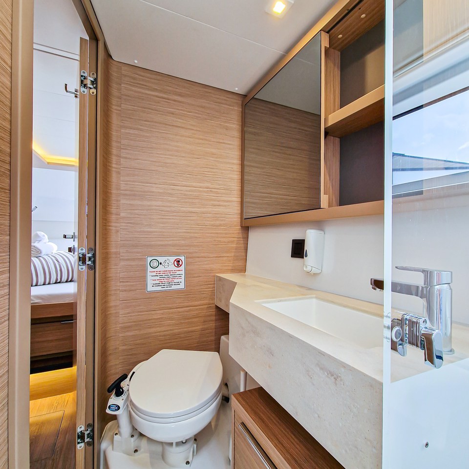 Lagoon 46, Felicita | Yacht Charter Croatia