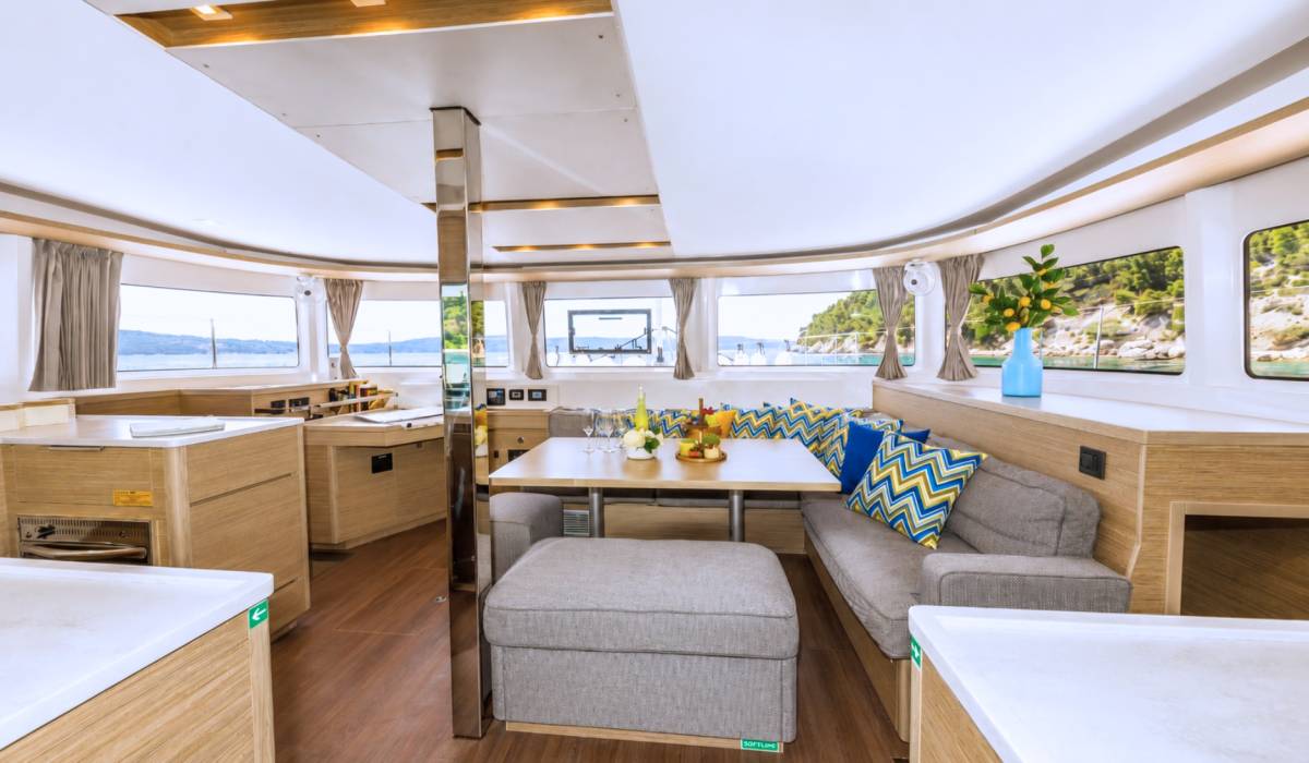 Lagoon 46, Big Blue | Yacht Charter Croatia