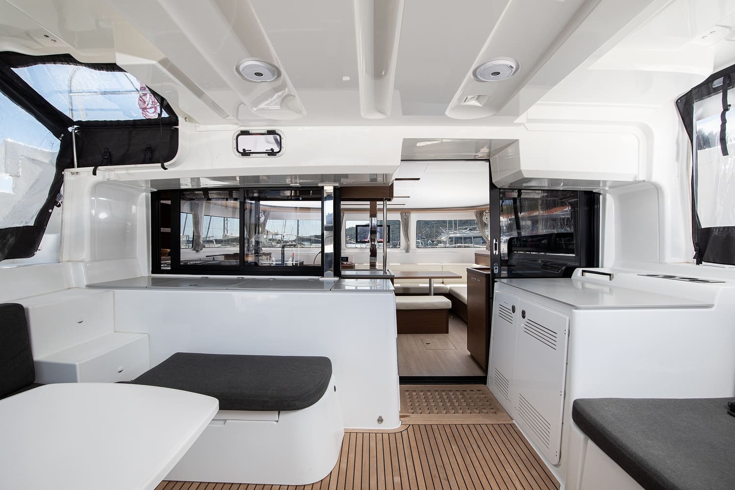 Lagoon 46, Long Island | Yacht Charter Croatia