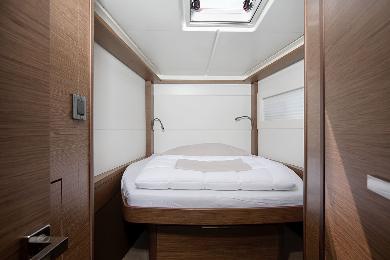 Lagoon 46, Long Island | Yacht Charter Croatia