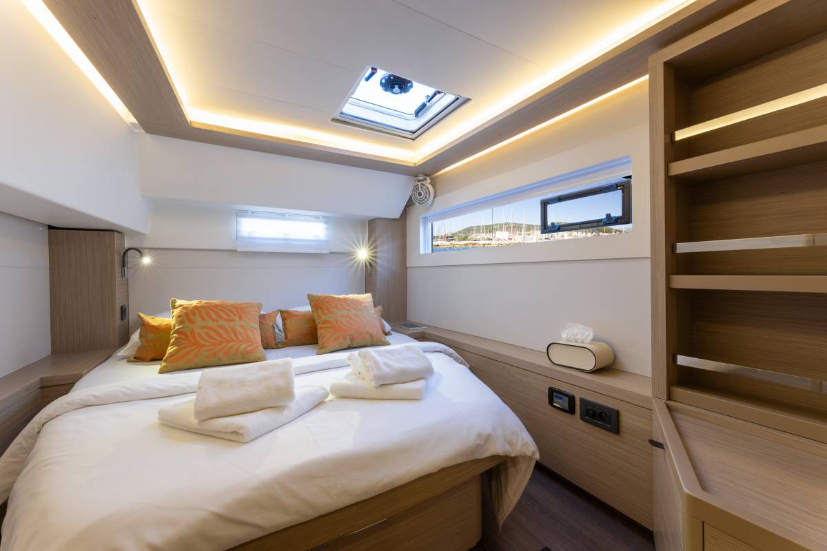 Lagoon 46, Aura | Noleggio di Yacht Croazia