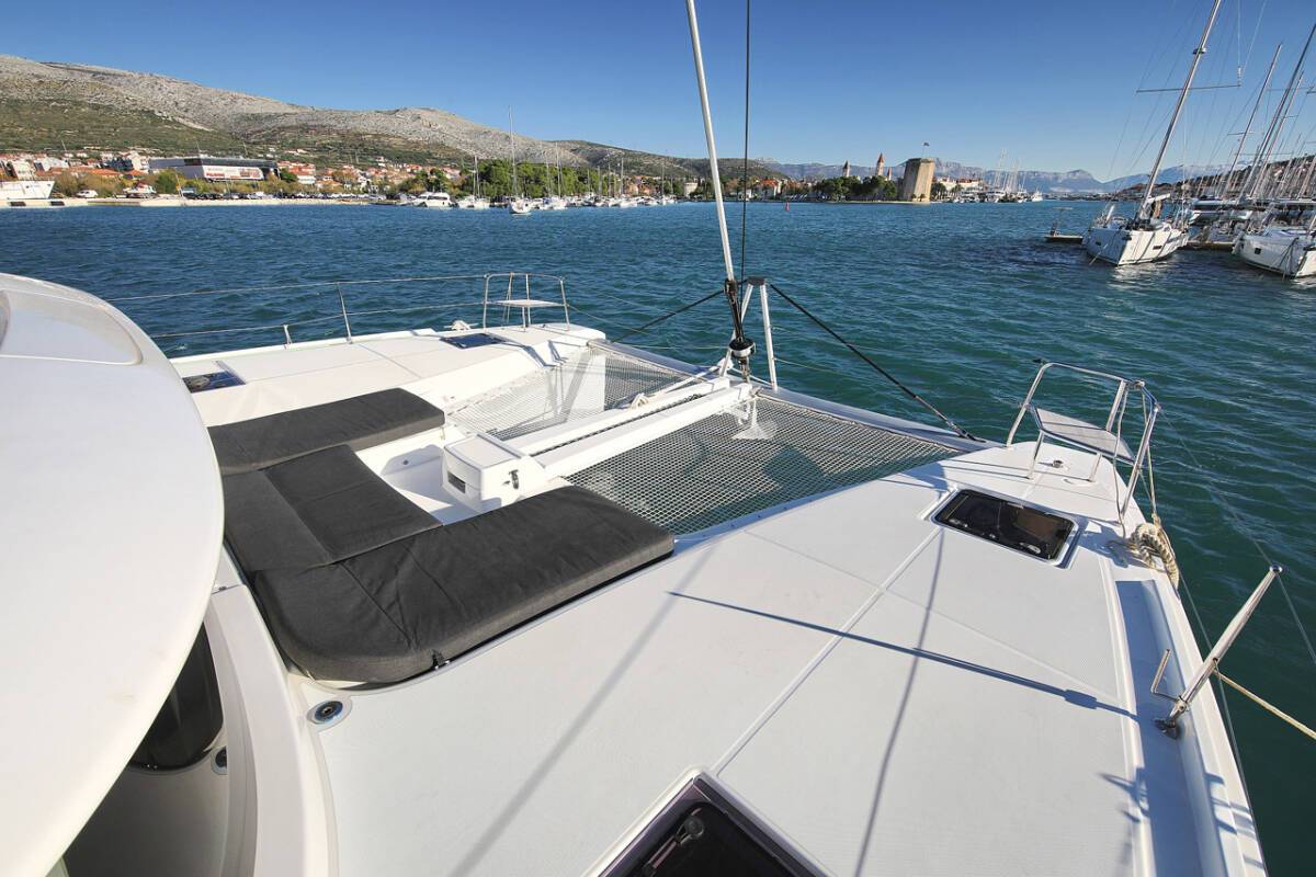 Lagoon 46, Mariposa | Noleggio di Yacht Croazia