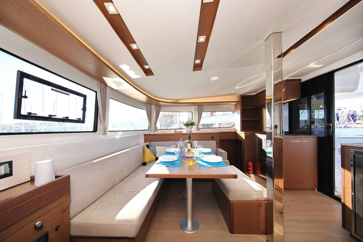 Lagoon 46, Mariposa | Noleggio di Yacht Croazia