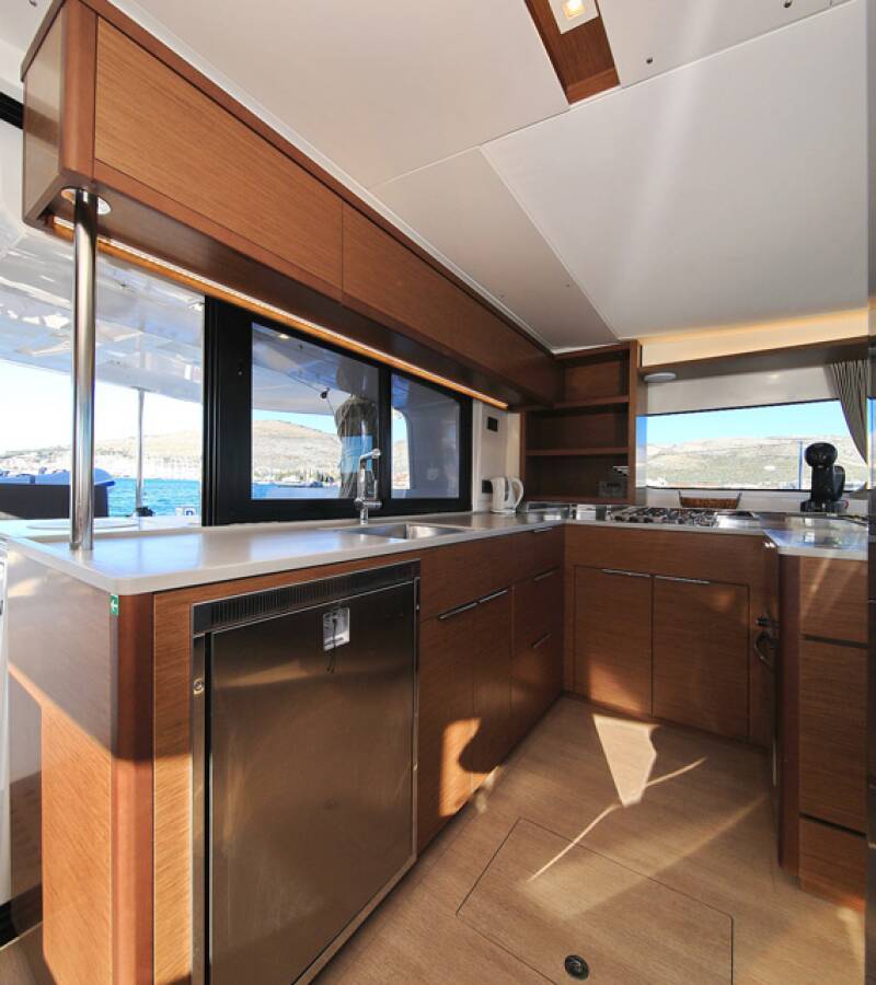 Lagoon 46, Mariposa | Noleggio di Yacht Croazia