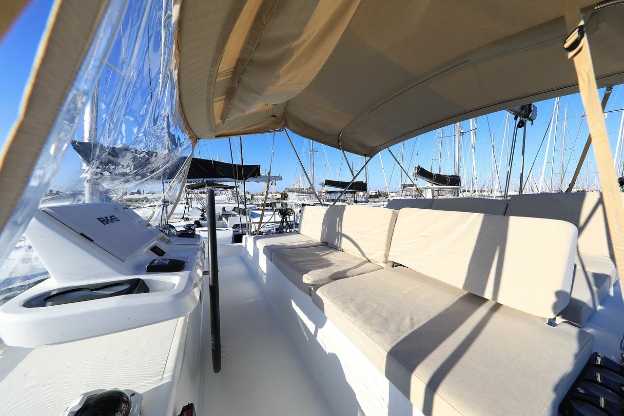 Lagoon 50 OW, Ragnar | Yacht Charter Croatia
