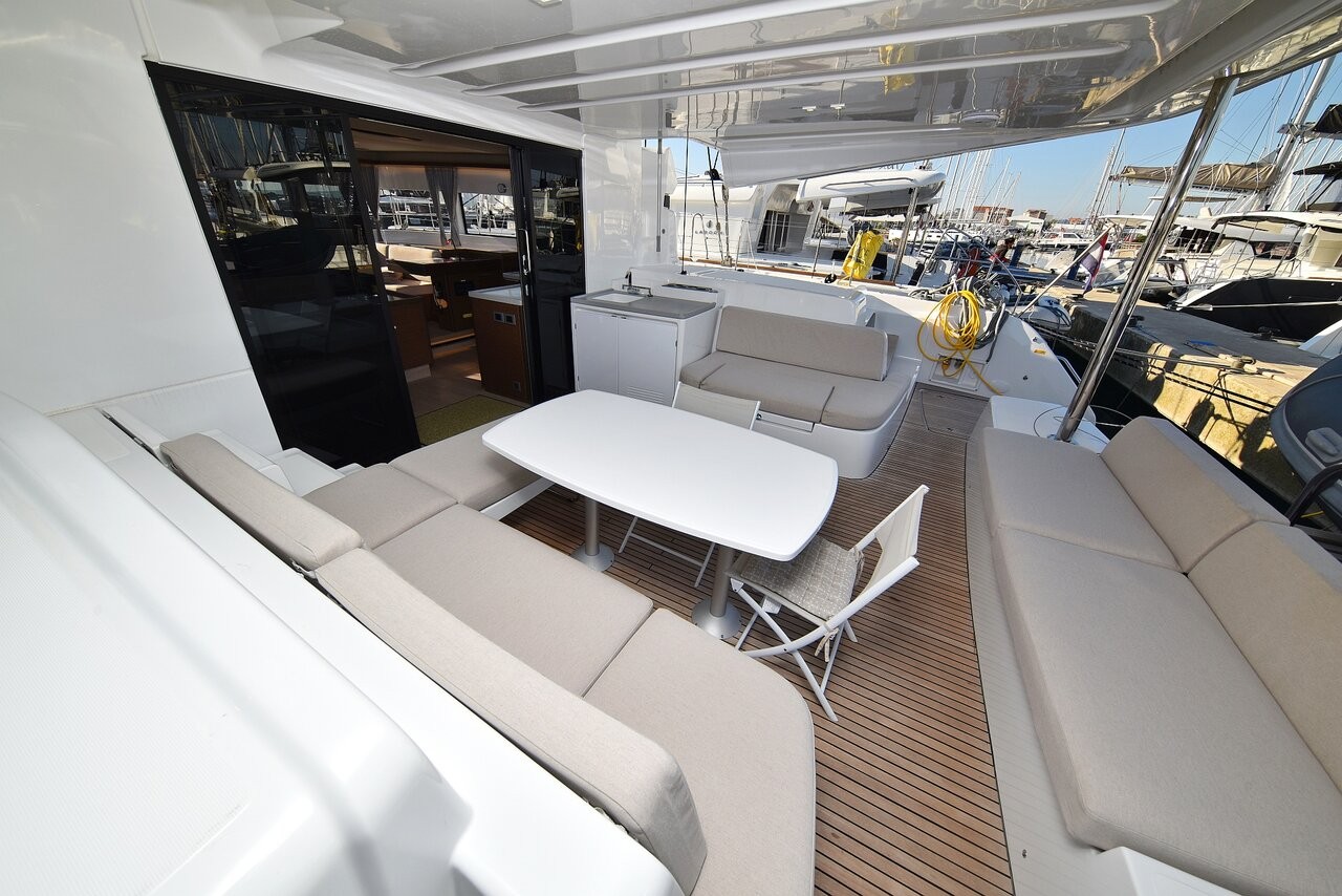 Lagoon 50 OW, Ragnar | Yacht Charter Croatia