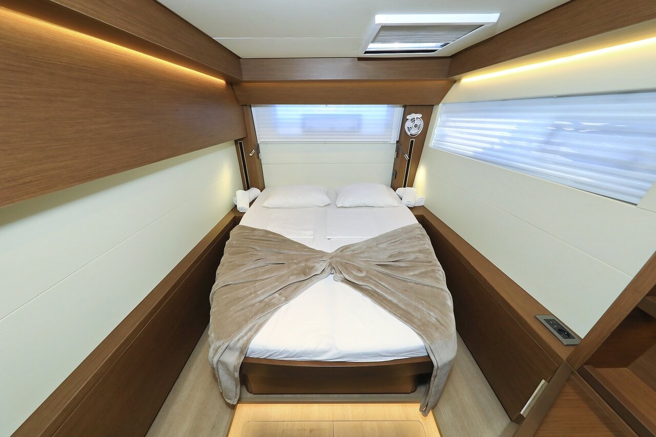 Lagoon 50 OW, Ragnar | Yacht Charter Croatia