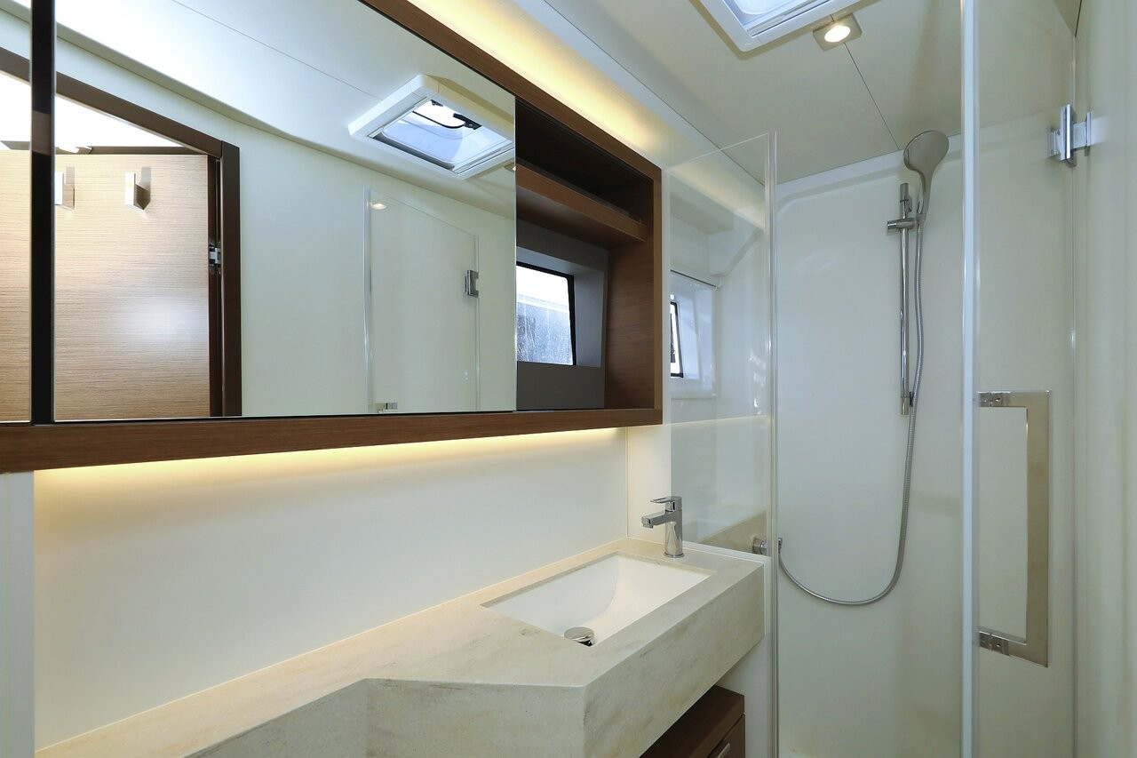 Lagoon 50 OW, Ragnar | Yacht Charter Croatia