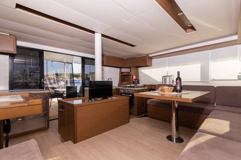 Lagoon 50, Zuzo I | Yacht Charter Croatia