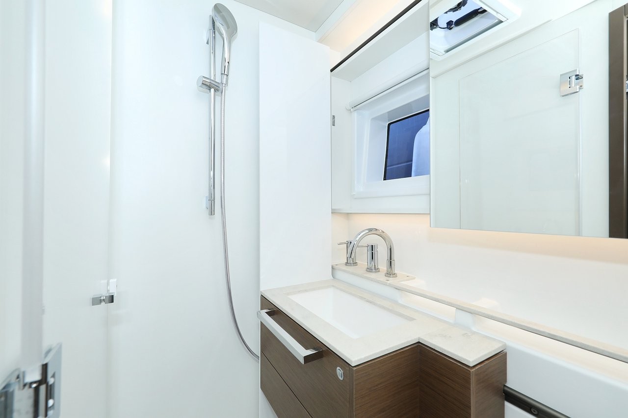 Lagoon 50, Celeste Del Mar | Yacht Charter Croatia