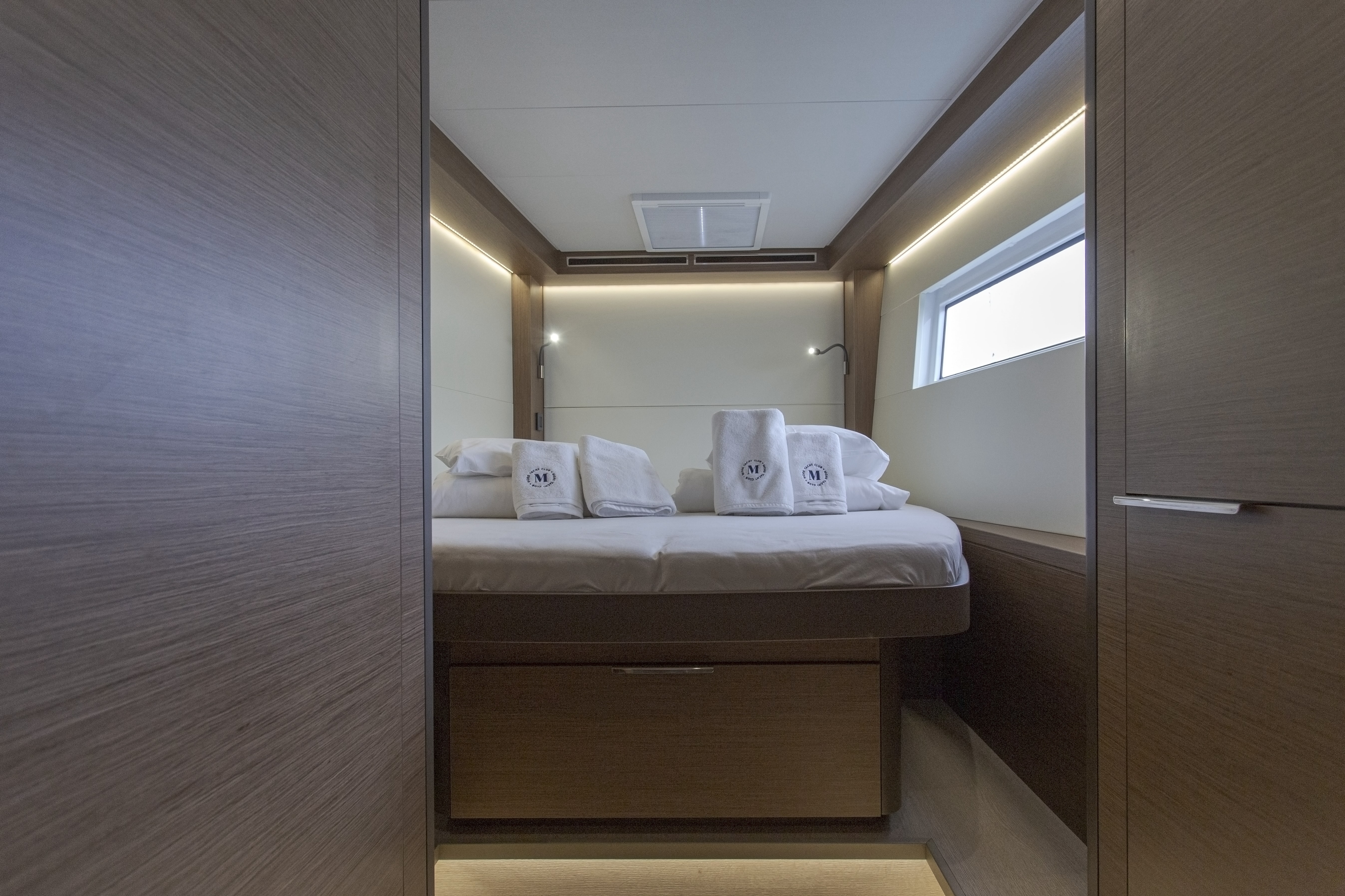 Lagoon 50, Sunshine | Yacht Charter Croatia
