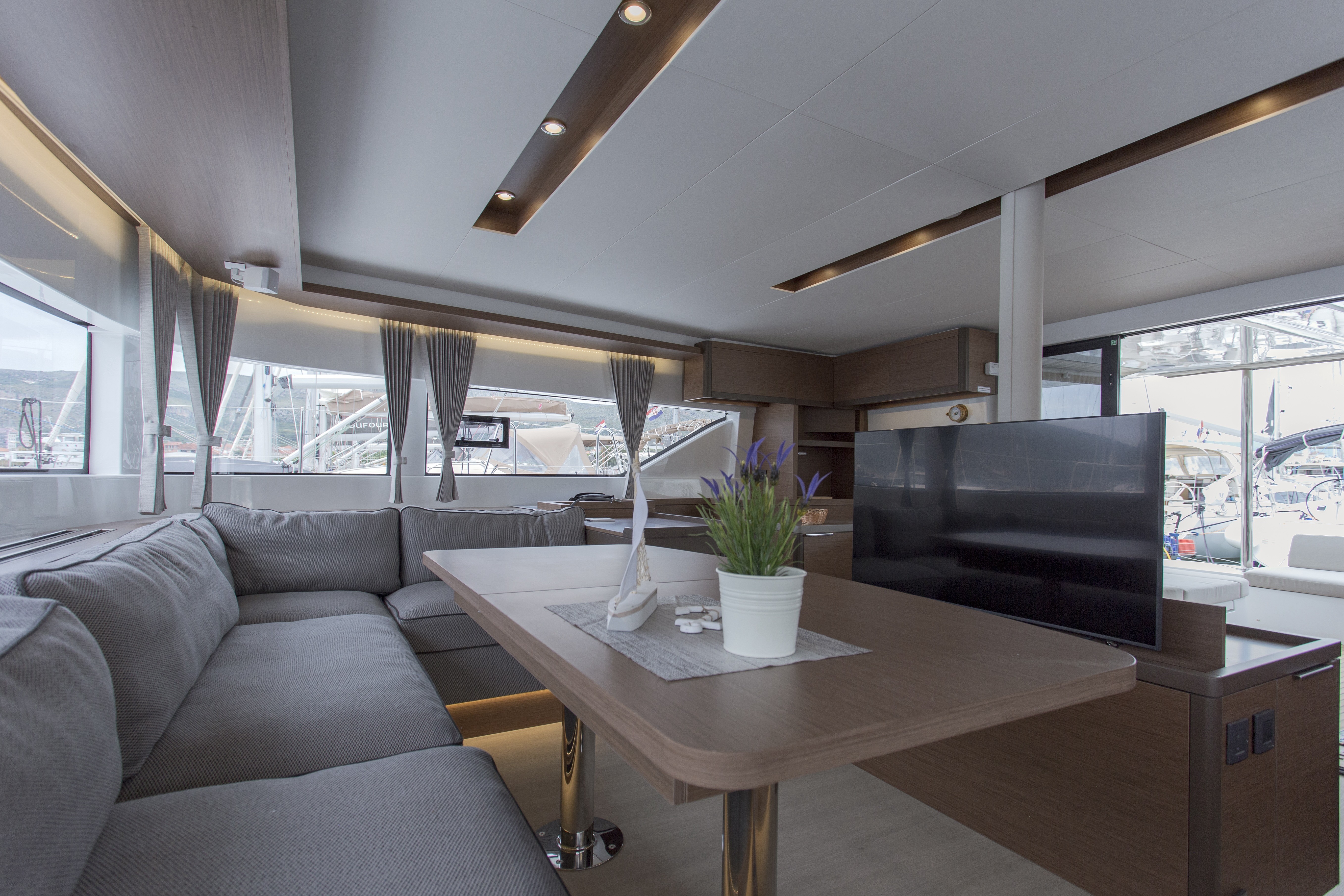 Lagoon 50, Sunshine | Yacht Charter Croatia