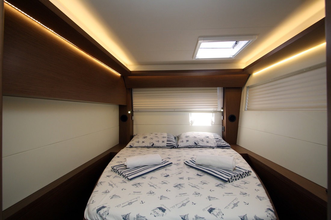 Lagoon 50, Princess Claire | Yacht Charter Croatia
