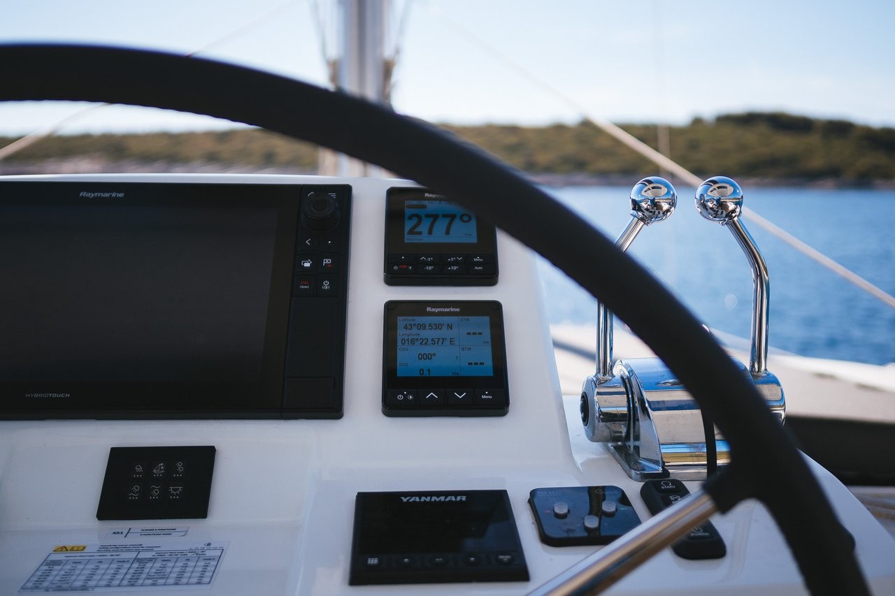 Lagoon 51 OW, Catwalk | Yachtcharter Kroatien