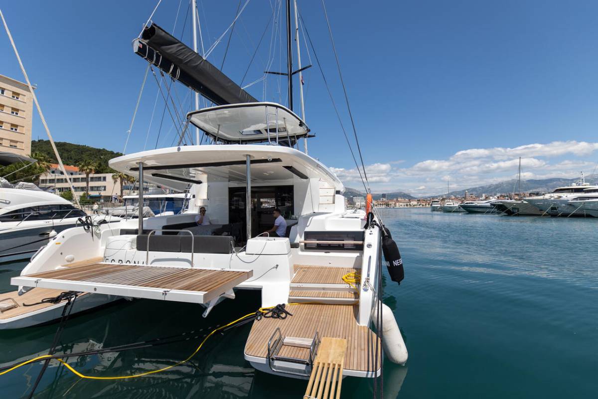 Lagoon 51, Negroni | Yacht Charter Croatia