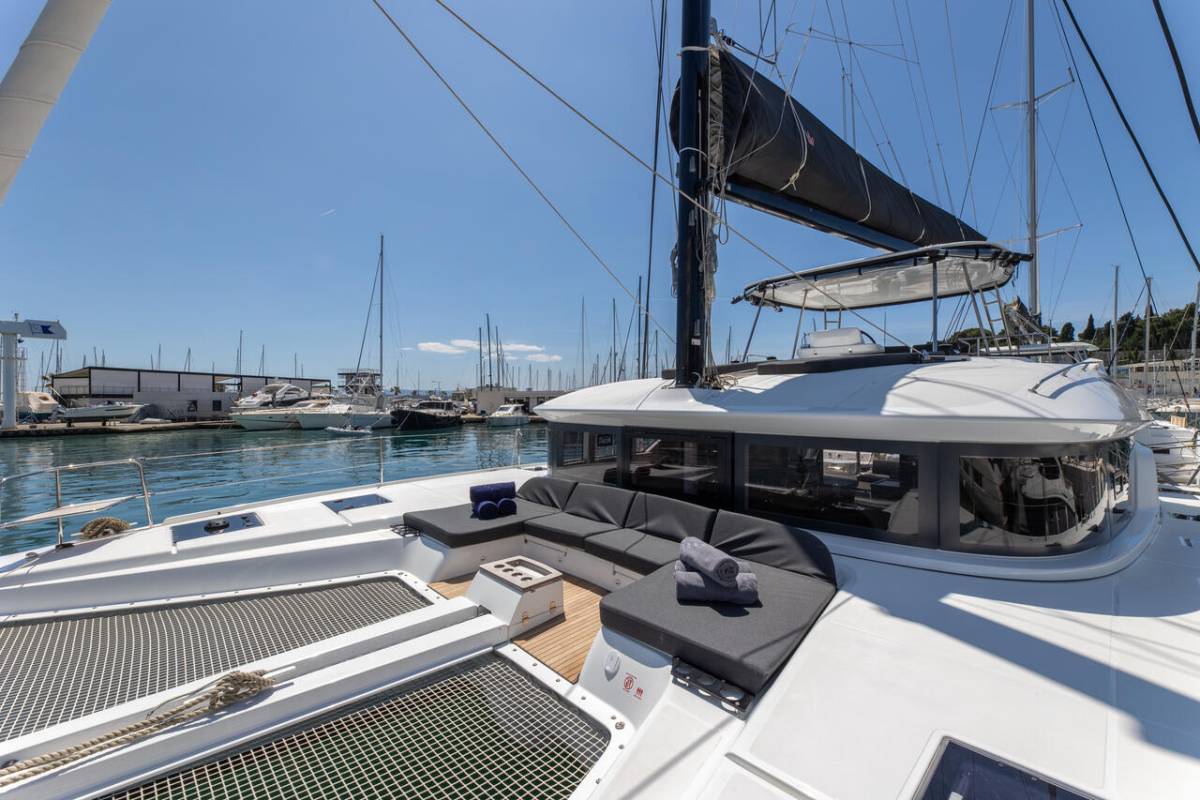Lagoon 51, Negroni | Yacht Charter Croatia