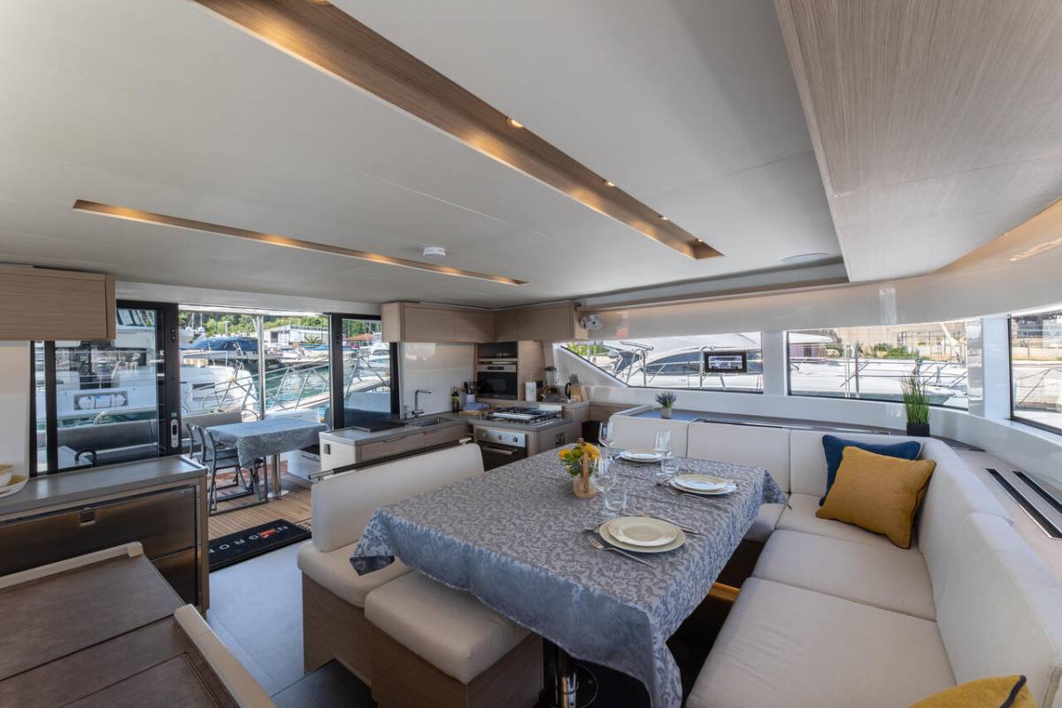 Lagoon 51, Negroni | Yacht Charter Croatia