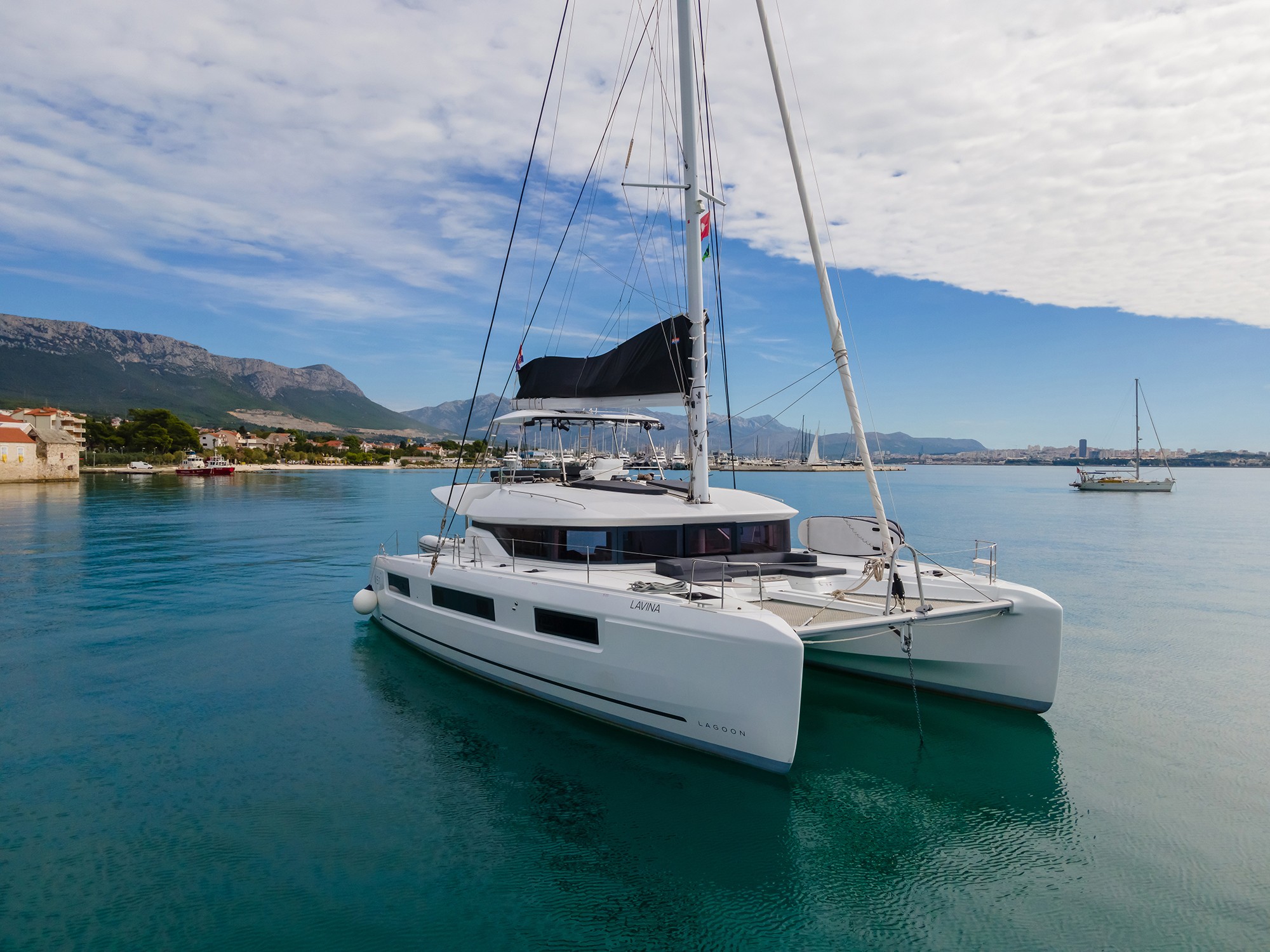 Lagoon 51, Lavina | Yacht Charter Croatia