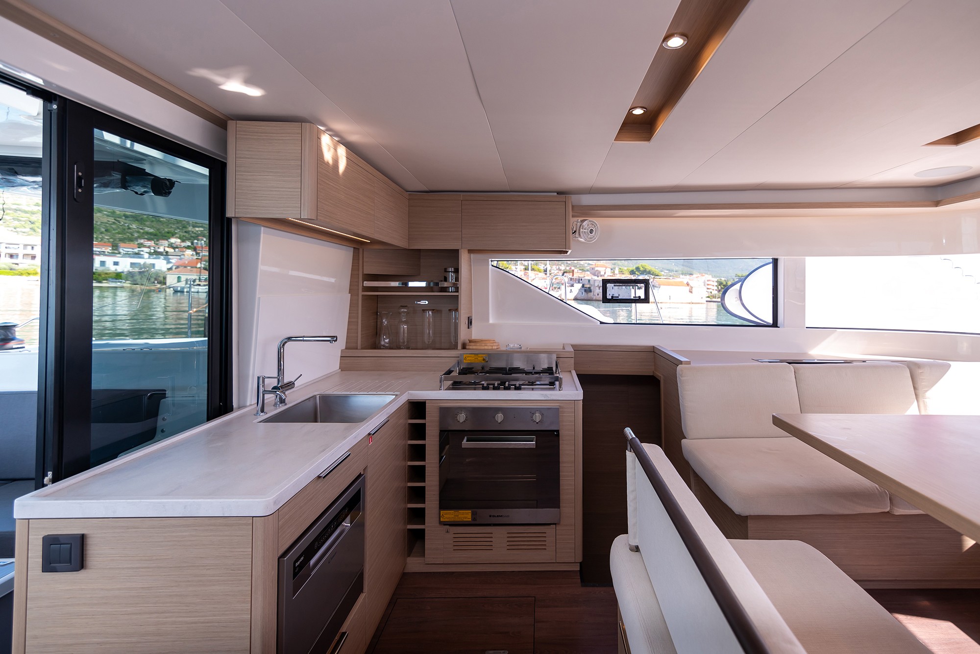 Lagoon 51, Lavina | Yacht Charter Croatia