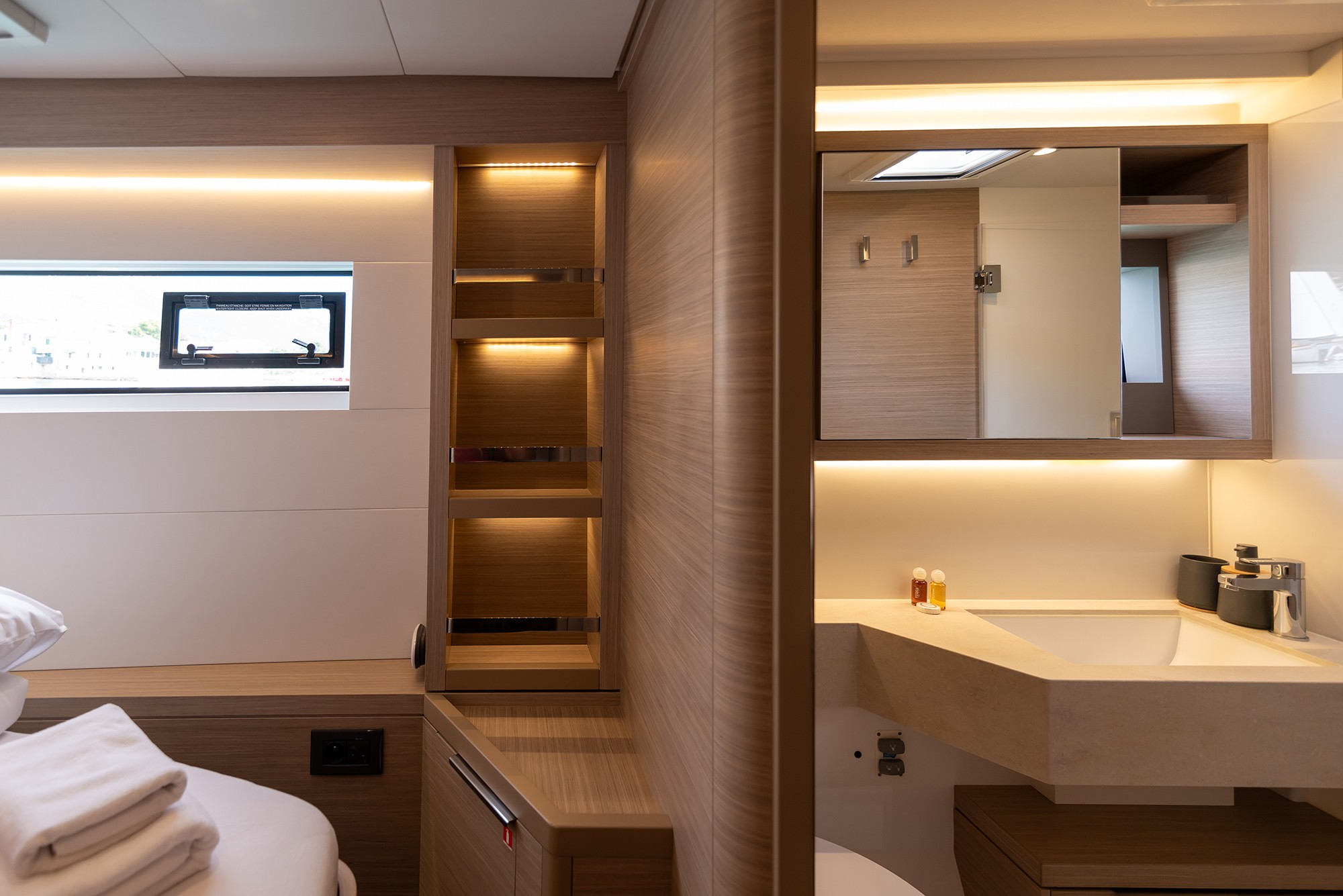 Lagoon 51, Lavina | Yacht Charter Croatia