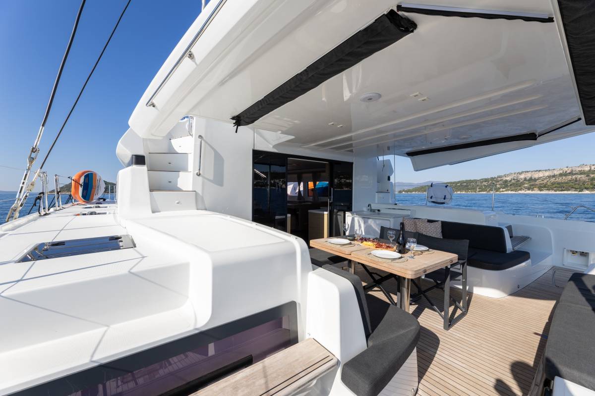 Lagoon 51, Reality | Yacht Charter Croatia