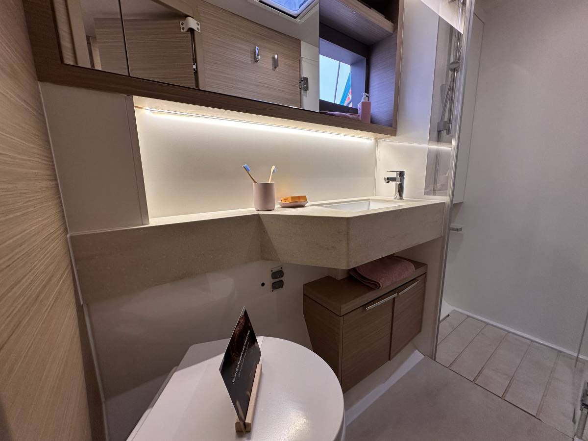Lagoon 51, New 5 | Yacht Charter Croatia