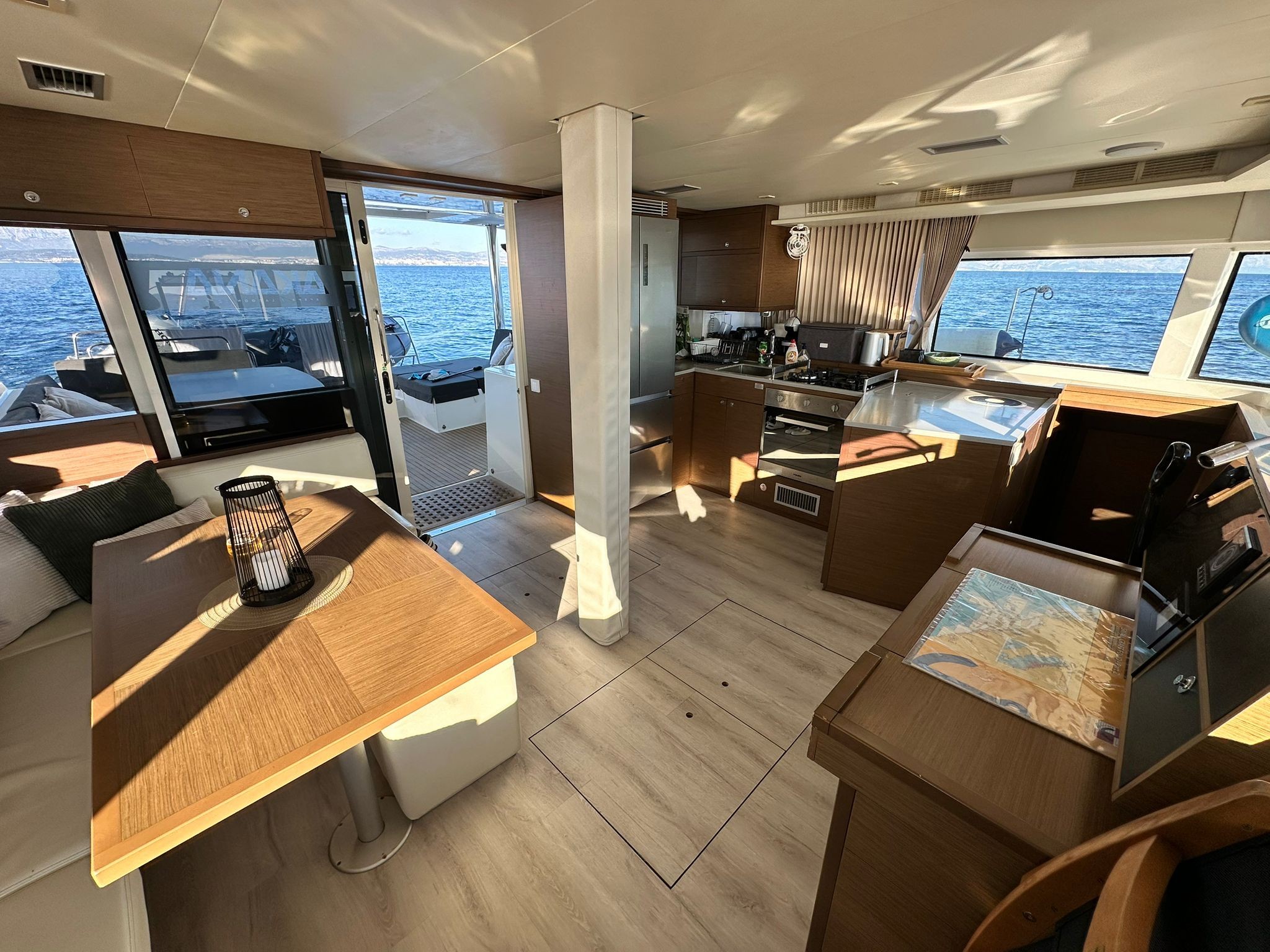 Lagoon 52 F, Akana | Yacht Charter Croatia
