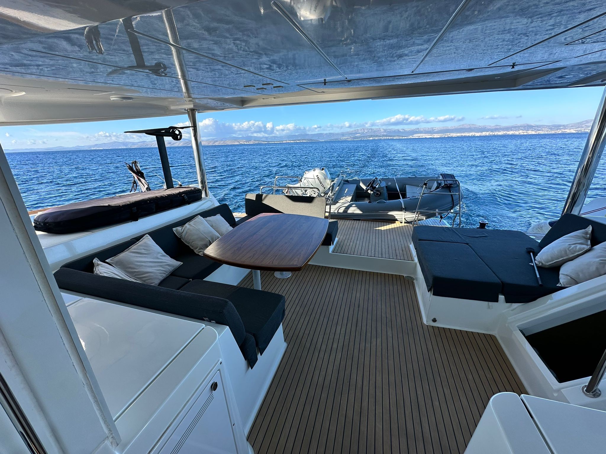 Lagoon 52 F, Akana | Yacht Charter Croatia