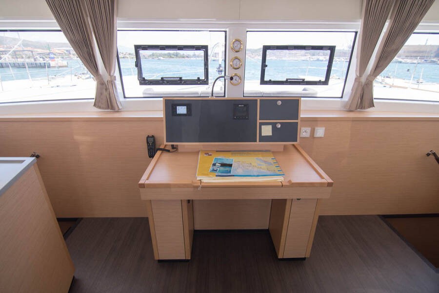 Lagoon 52 F, LinaHanna | Yachtcharter Kroatien