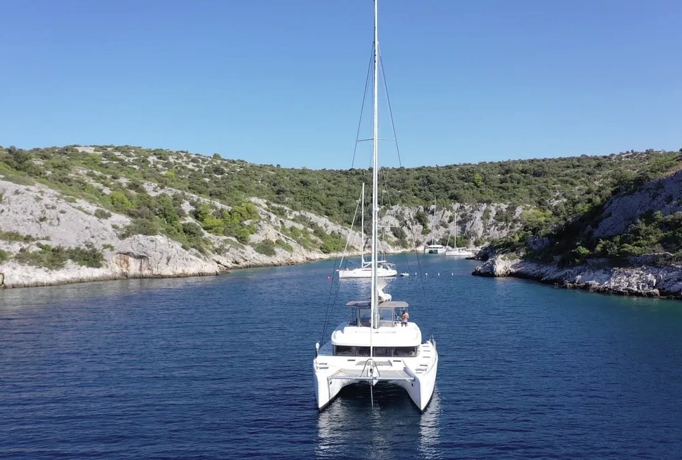 Lagoon 52 F, Jessy | Yacht Charter Croatia