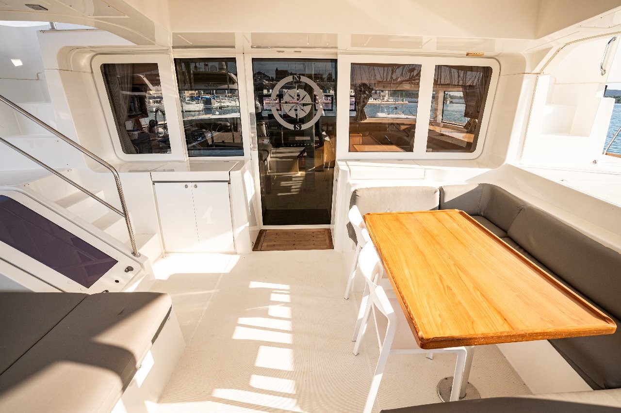 Lagoon 52 F, Jessy | Yacht Charter Croatia