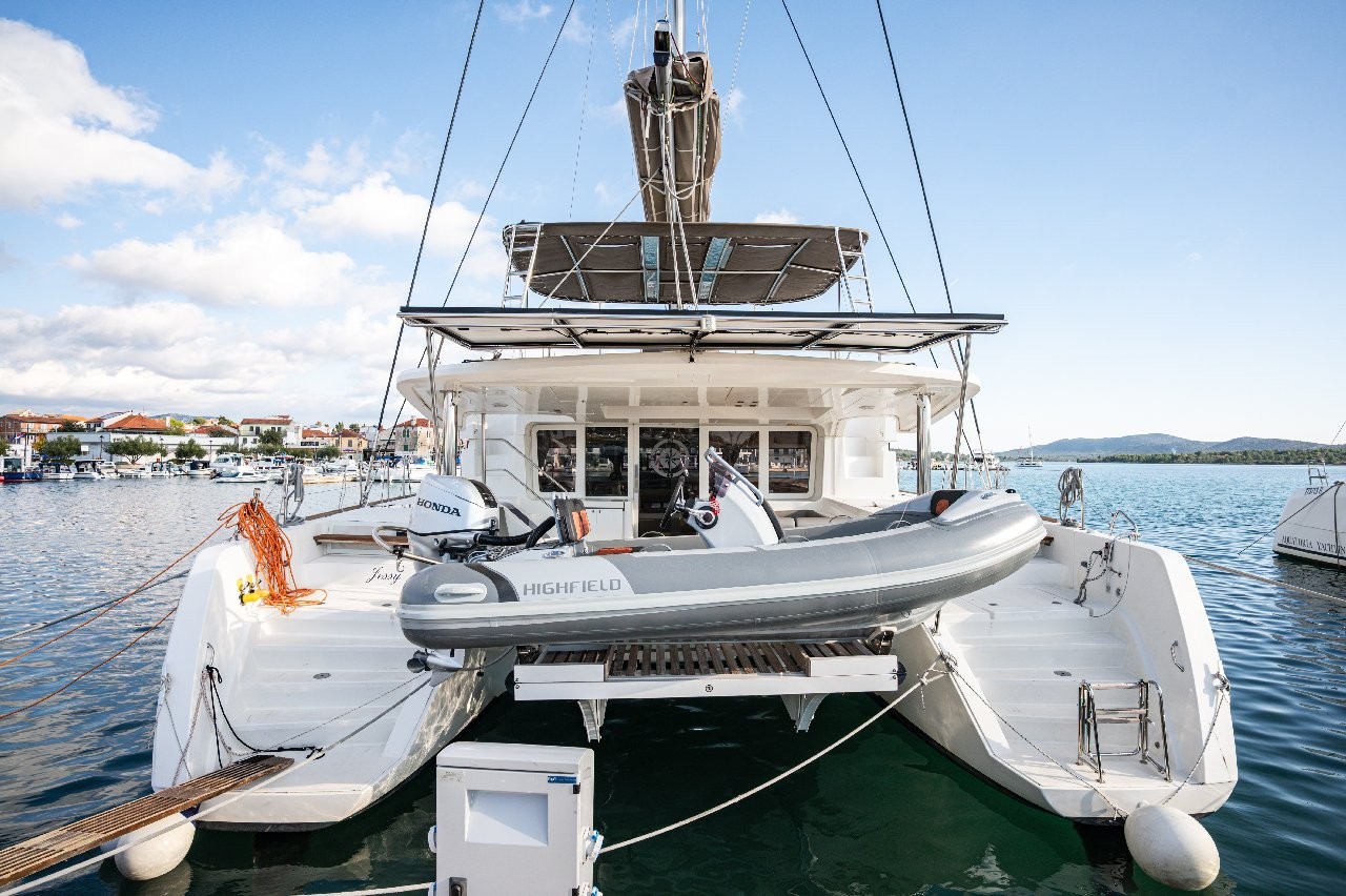 Lagoon 52 F, Jessy | Yacht Charter Croatia