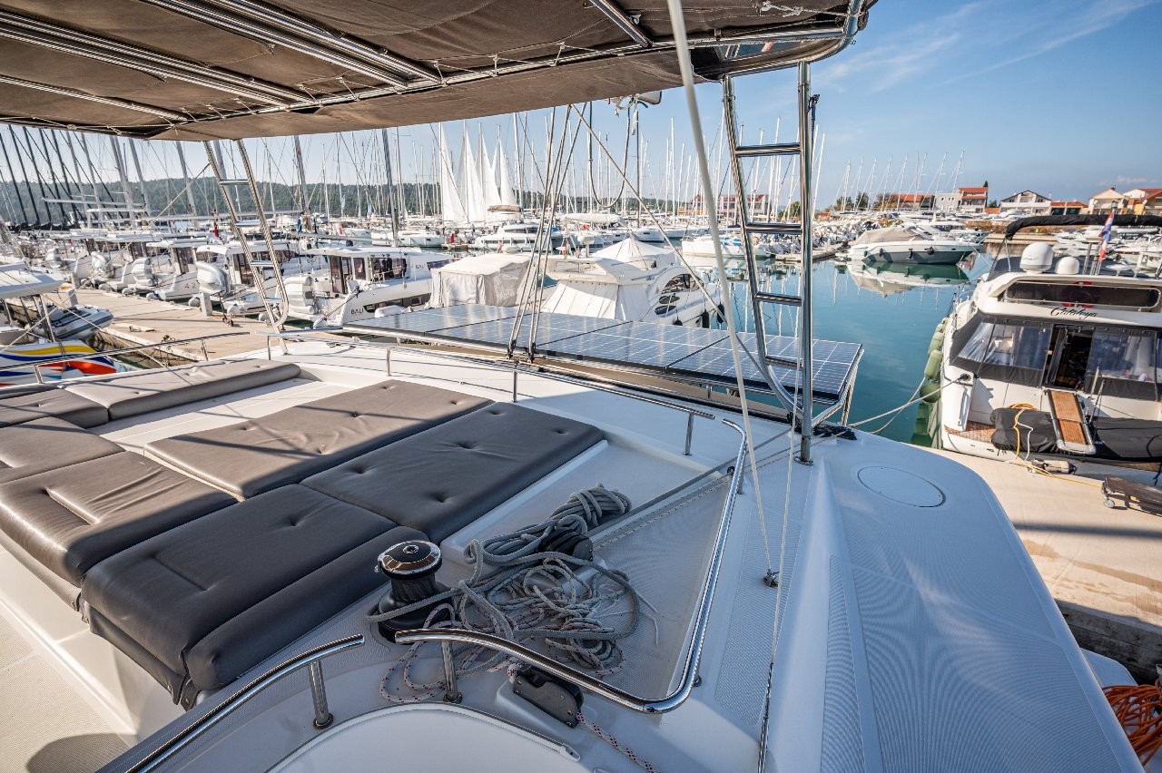 Lagoon 52 F, Jessy | Yacht Charter Croatia